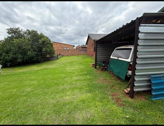 4 BEDROOM HOUSE FOR SALE IN DENNESIG